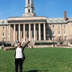 Meet your Posher, Laura